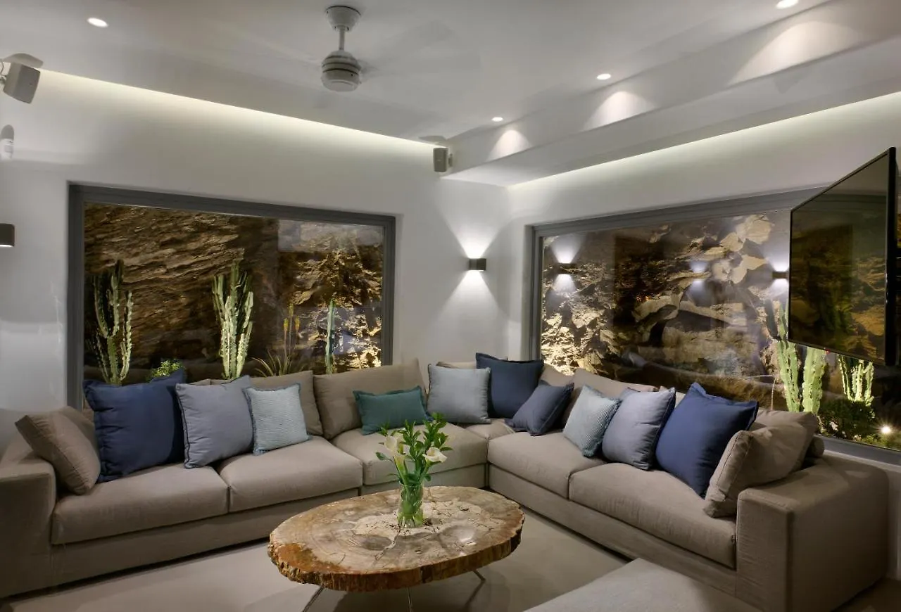 Villa Nolita By Blanco Villas Glastros